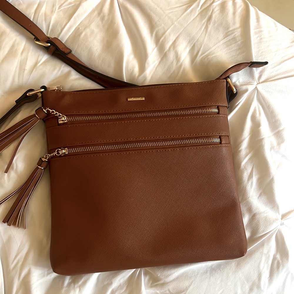 Shoulder bag in great condition